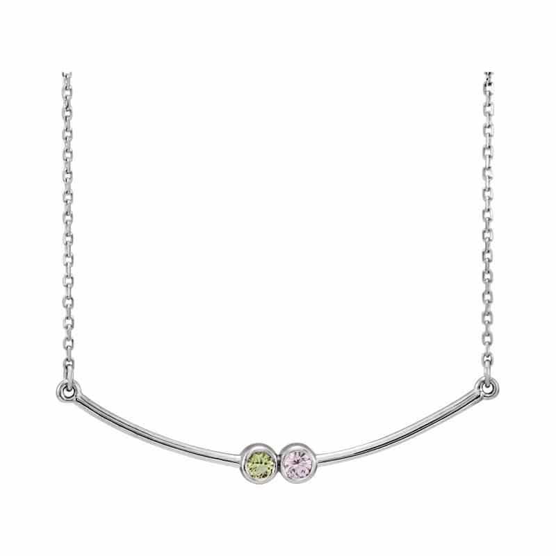 mom-family-curved-bar-necklace