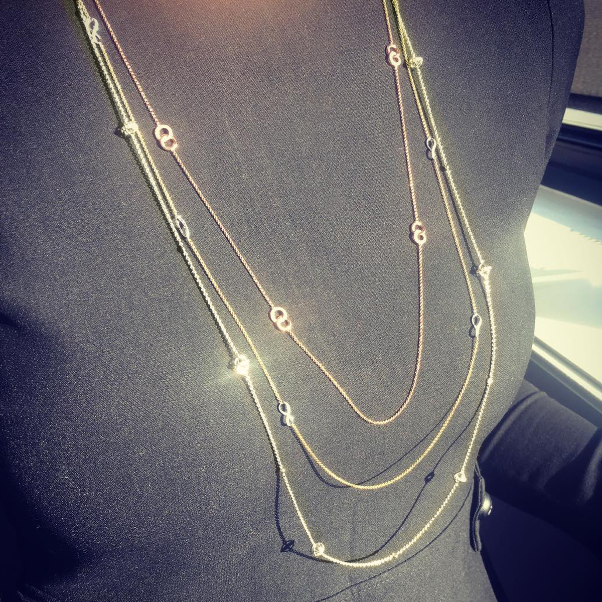 thin chain necklace with diamond